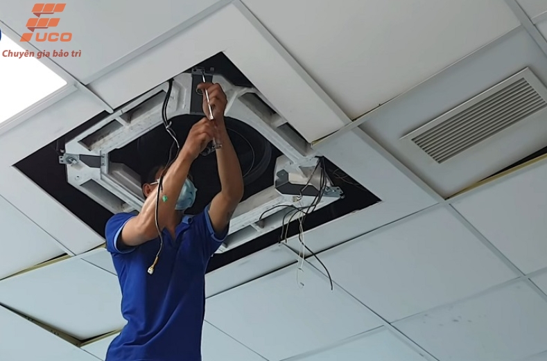 Bảo Dưỡng điều Hòa âm Trần Nối ống Gió 1